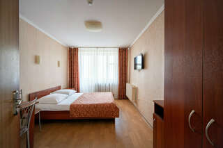 Гостиница Островок Санкт-Петербург Двухместный номер с 1 кроватью и общим туалетом-5