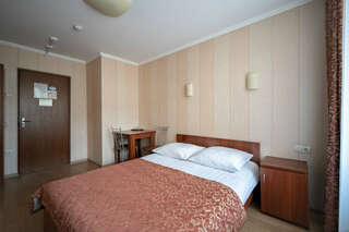 Гостиница Островок Санкт-Петербург Двухместный номер с 1 кроватью и общим туалетом-4